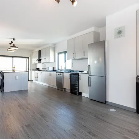 1 Bed Apartment In Marinapark Лагуш